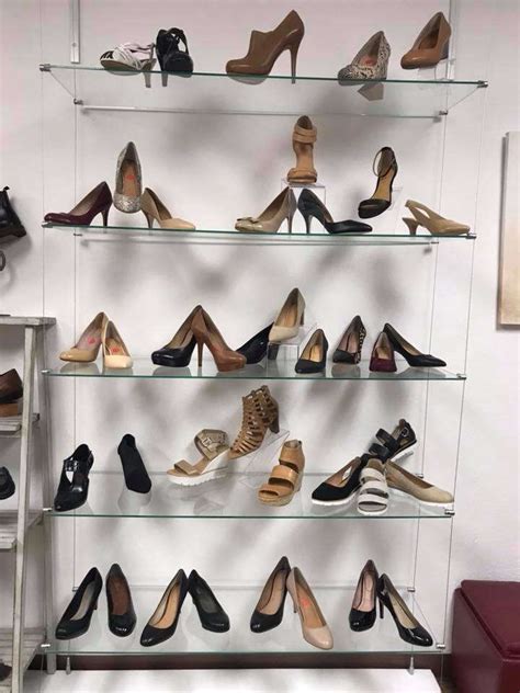 shoe stores in bermuda.